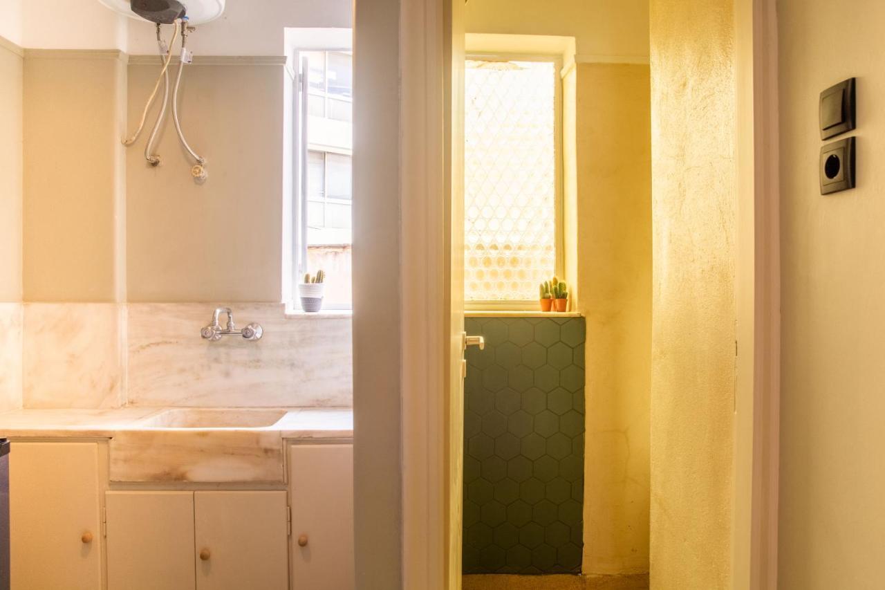 Mosaics Central Studio Apartm With Acropolis View Athens Ngoại thất bức ảnh